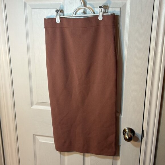 L Babaton Aritzia pink professional career and work wear knit pencil skirt - Picture 4 of 6